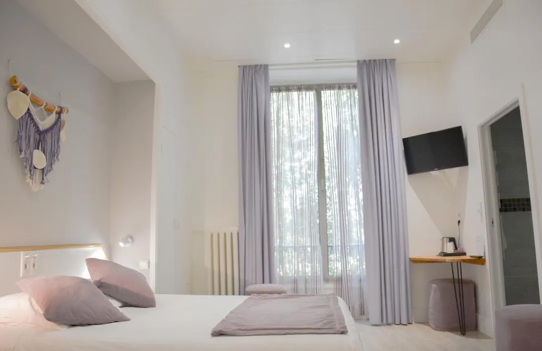 Hotel Busby-1